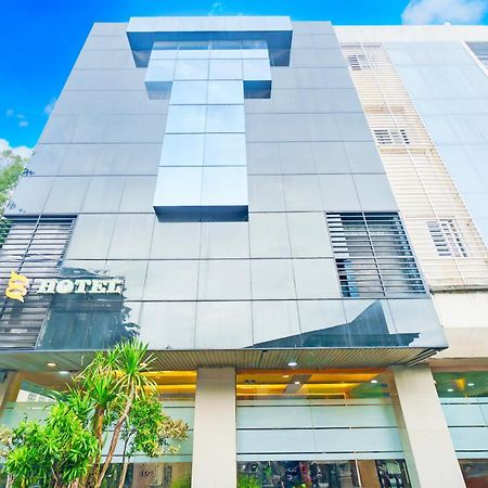 Capital O 94542 Hotel Suba จาการ์ตา ภายนอก รูปภาพ